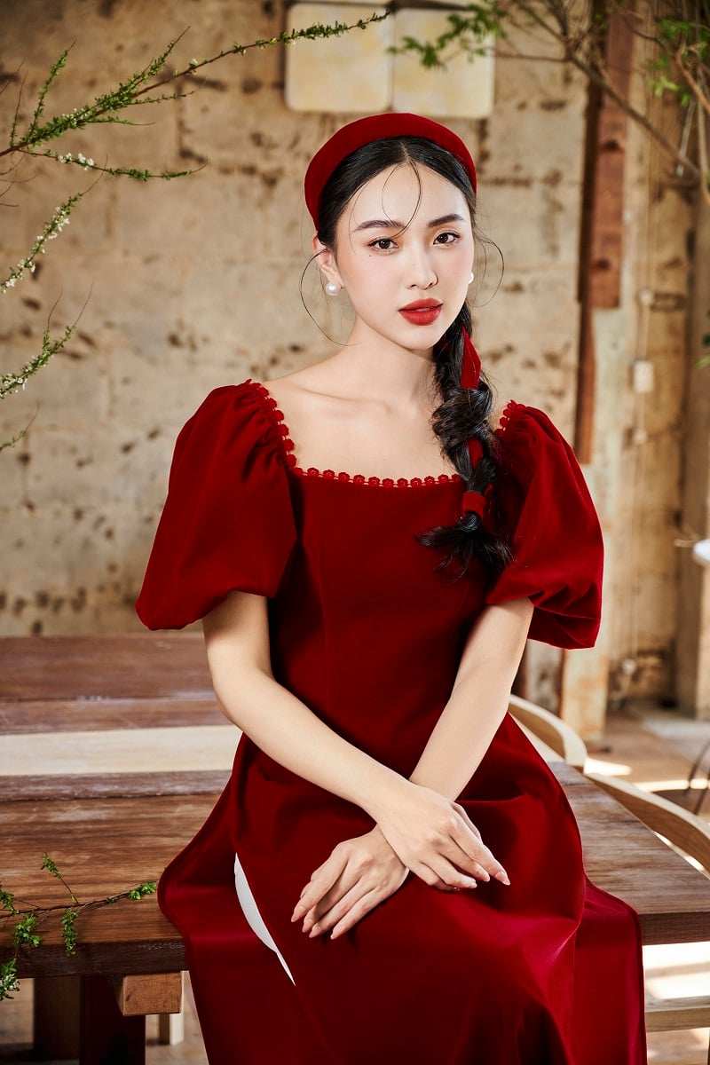 Khuyên tai ngọc trai mặc với áo dài