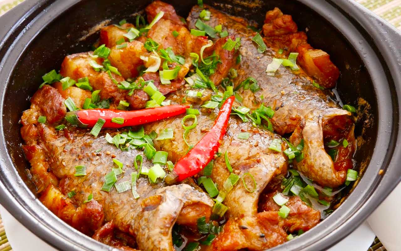 Cá rô kho tộ