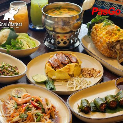 Không gian quán chay thanh tịnh