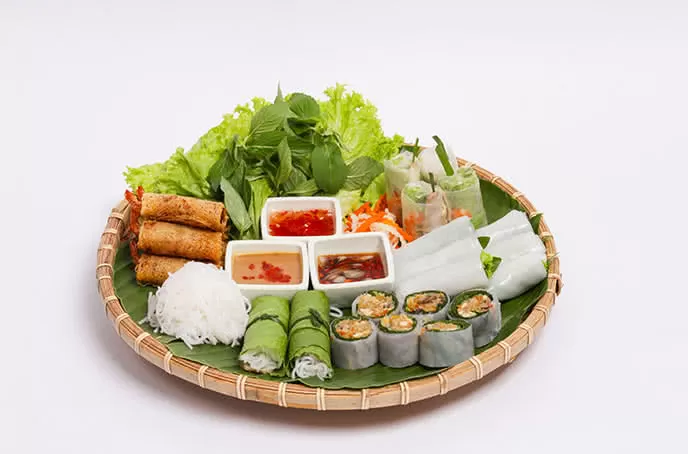 Món cuốn Wrap & Roll đa dạng và tươi ngon tại Quận Bình Tân TPHCM