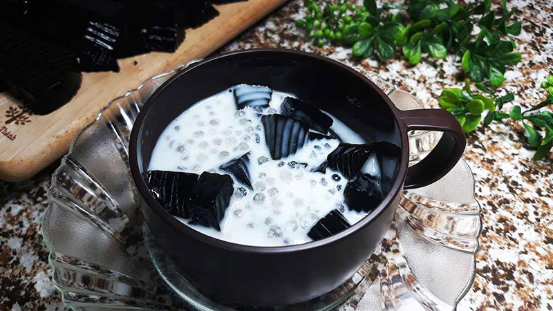 Sương sáo nước cốt dừa mát lạnh, dễ ăn