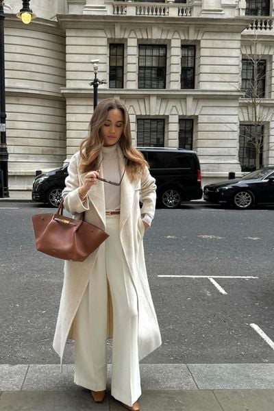 Phong cách sang trọng kín đáo