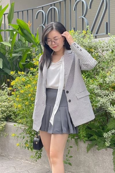 Cách chọn blazer để không bị nuốt dáng