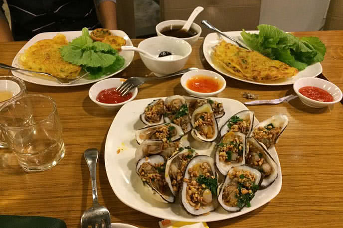 Top 10 nhà hàng buffet món Việt ngon nhất ở TpHCM anh 2
