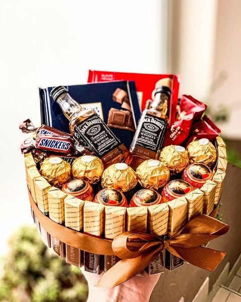 Socola và thiệp viết tay