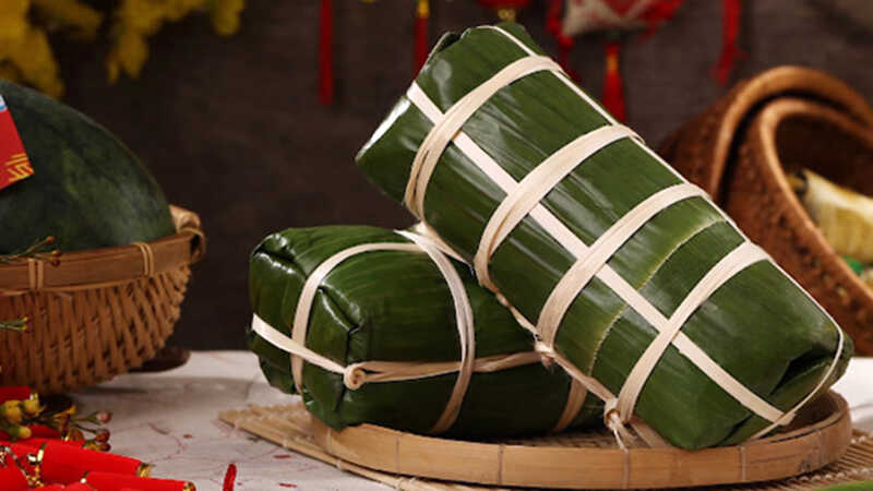 Bánh tét ngày Tết