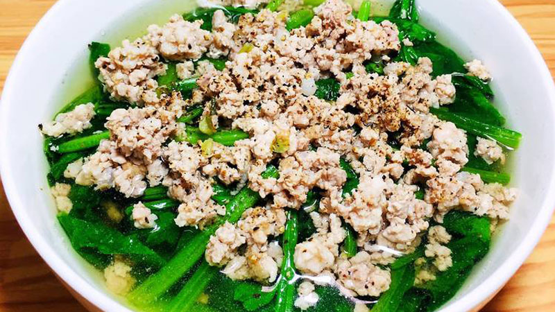 Canh cải bó xôi thịt băm