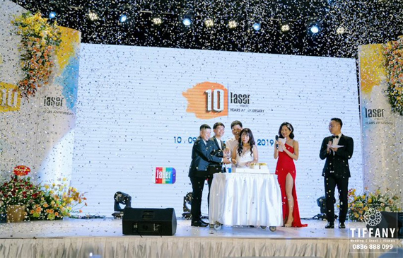 Lễ kỷ niệm thành công
