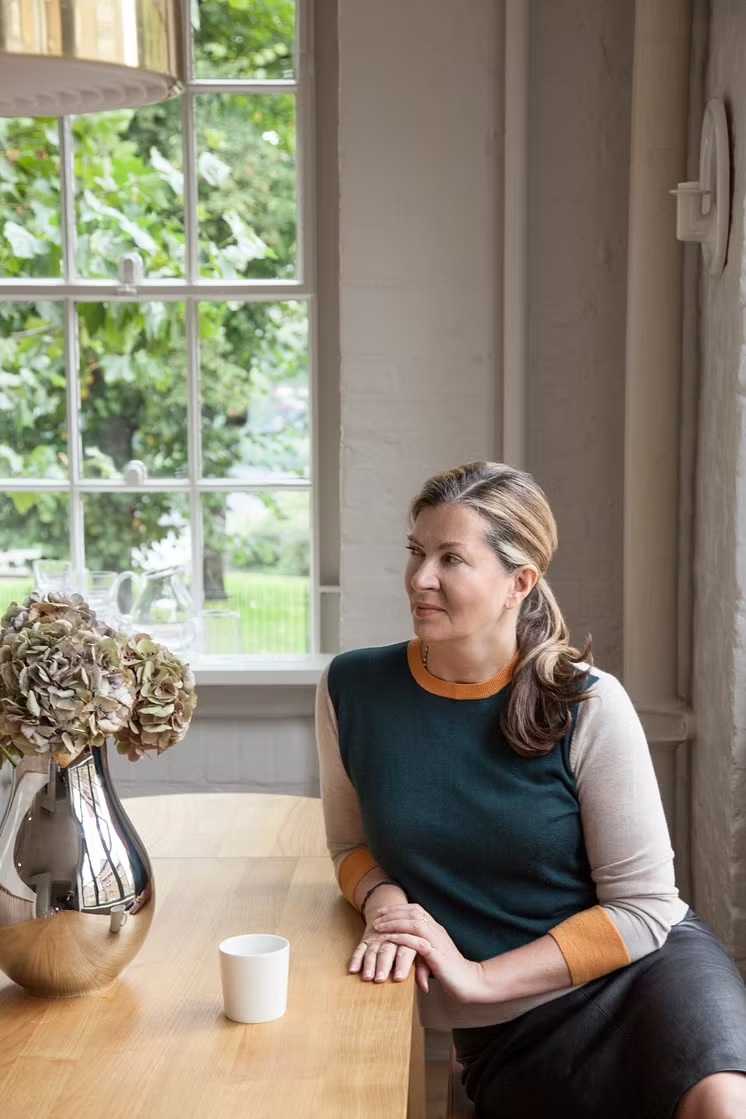 Nhà thiết kế Ilse Crawford và các chi tiết kim loại tinh tế