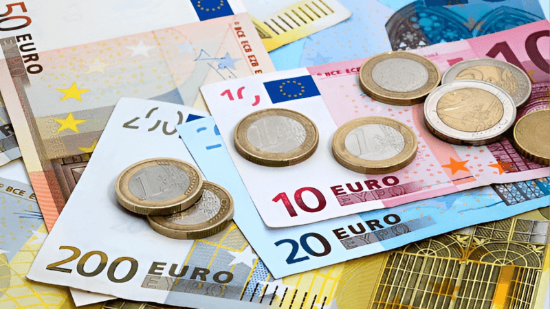 Các mệnh giá tiền giấy Euro đang lưu hành