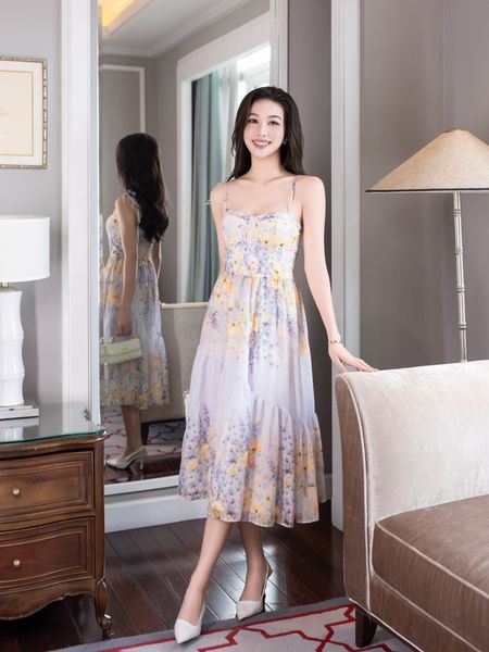 Đầm maxi họa tiết hoa hai dây dáng xòe