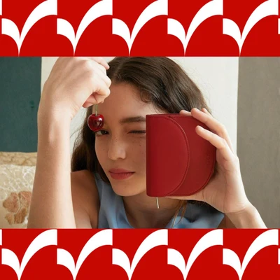 Gợi ý phụ kiện và chiếc ví mang tinh thần cá nhân hóa trong năm Bính Ngọ