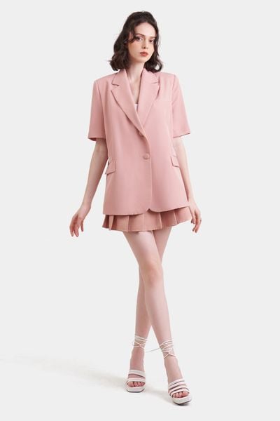 Chân váy tennis phối áo blazer ngắn tay