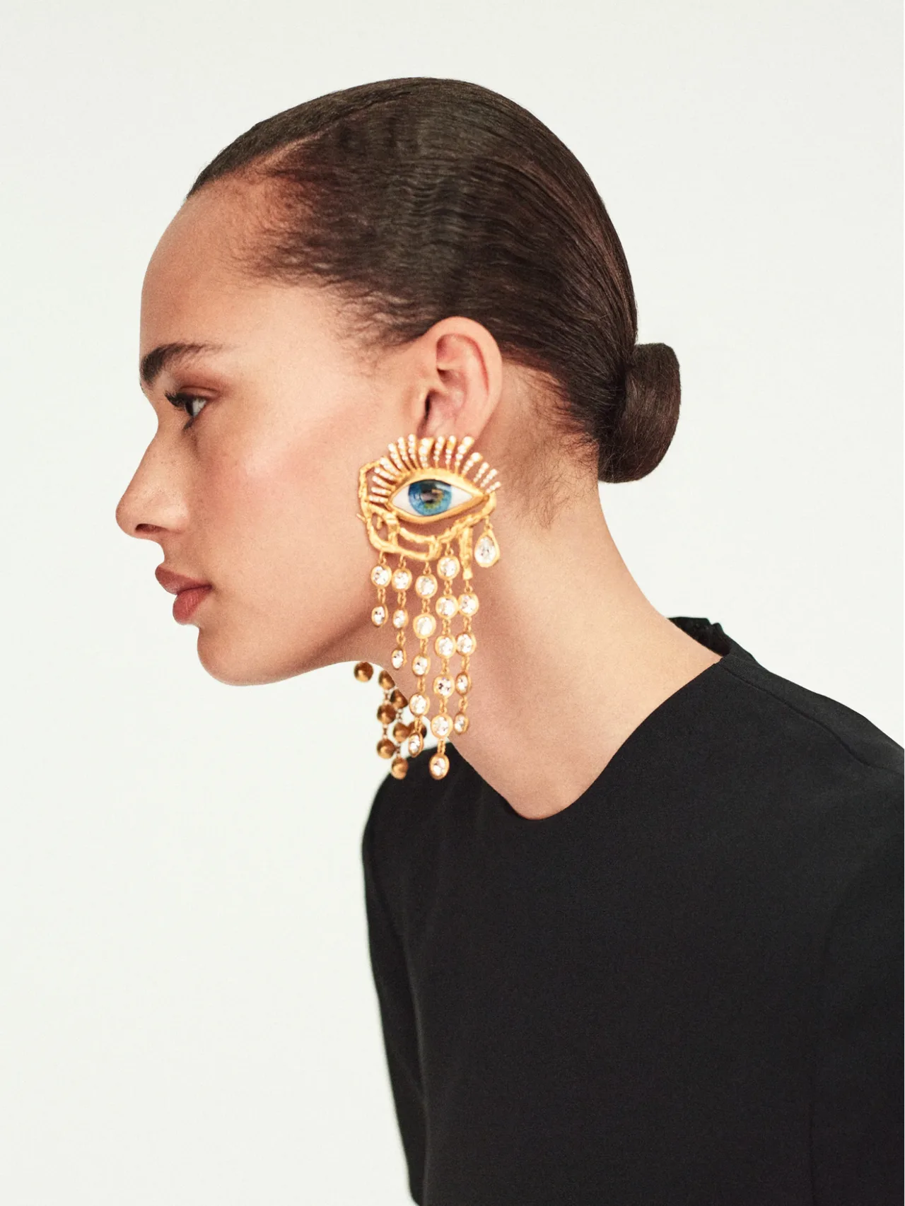 Bông tai to bản Schiaparelli kim loại