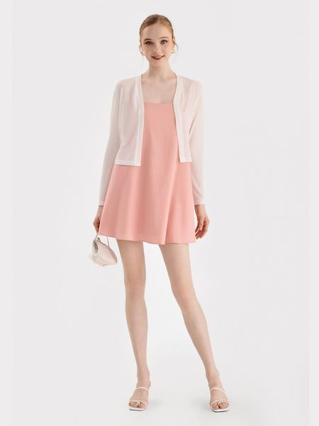 Lưu ý màu sắc hài hòa khi phối cardigan với váy liền