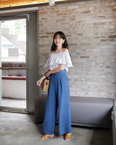 Lỗi phối quần ống rộng khiến người thấp trông ngắn hơn
