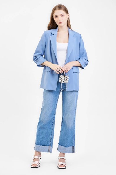 Phối áo blazer cùng quần ống rộng mùa đông