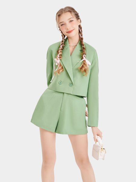 Cách chọn áo theo dáng short