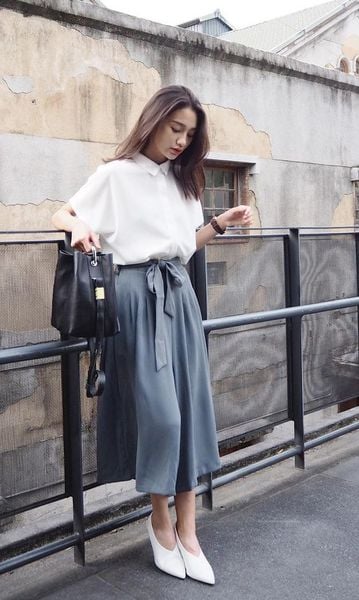 Áo kiểu công sở phối quần ống rộng
