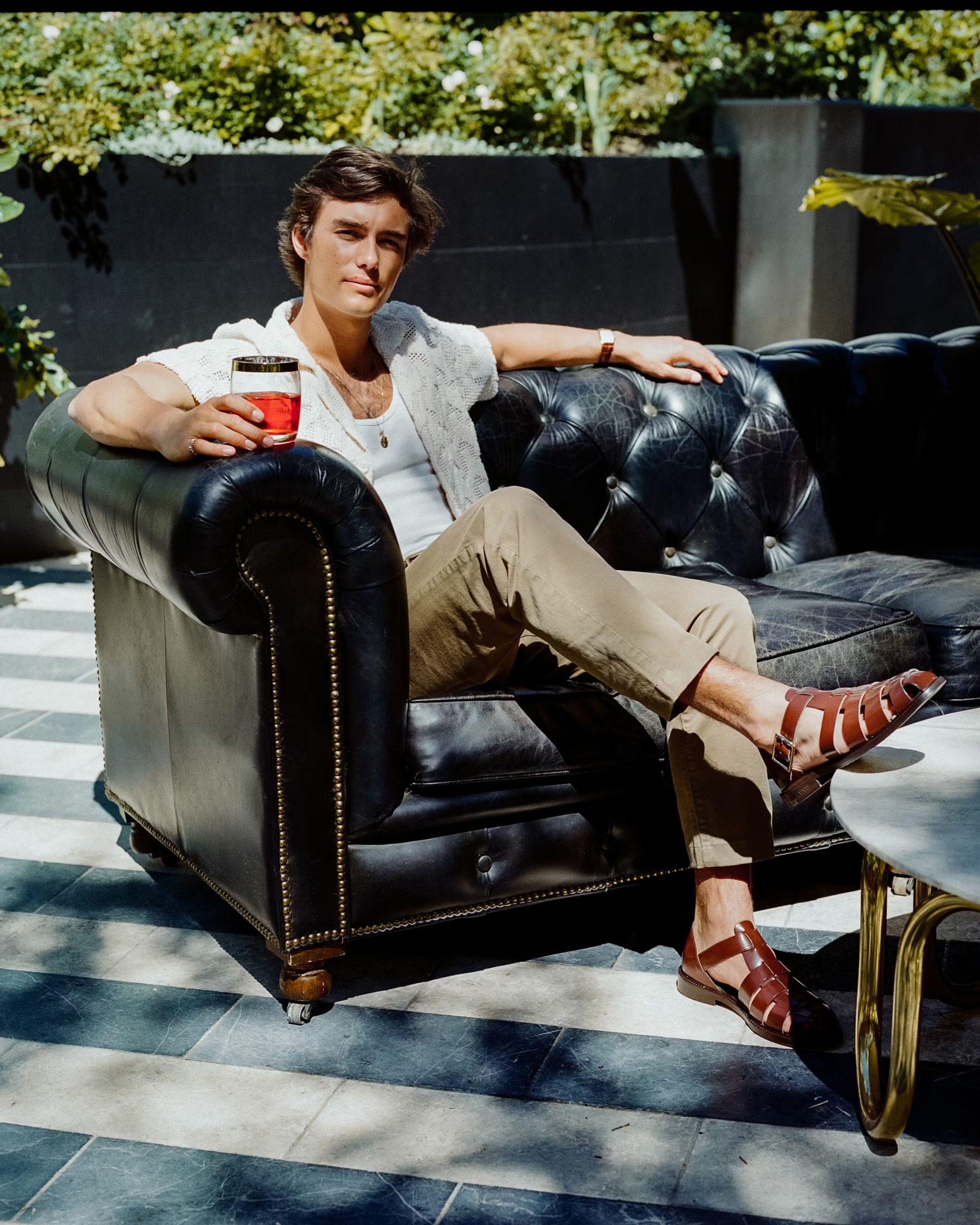 Phong cách mùa hè với sandals ngư dân và boat shoes