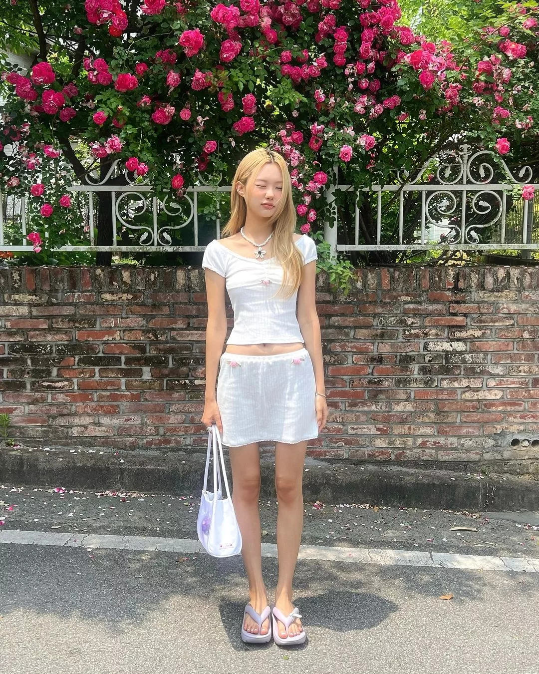 Set đồ áo và váy ngắn