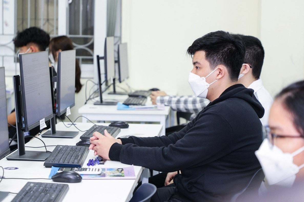 Sống tỉnh thức giữa đời hiện đại