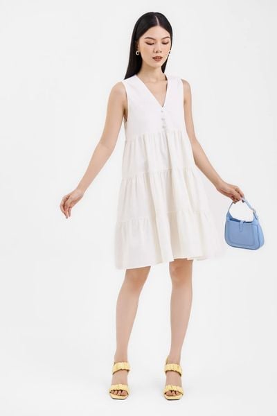 Đầm babydoll trắng vừa lịch sự vừa trẻ trung