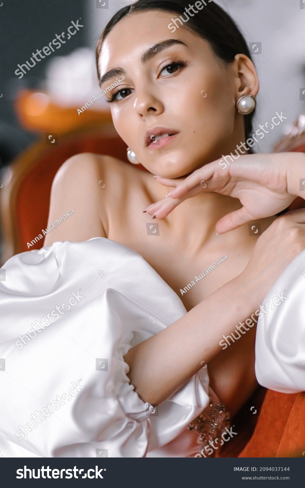 Bản chất của phong cách cổ điển: Vượt thời gian và Tinh tế