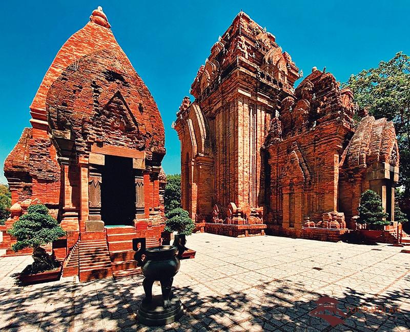 Di tích Chăm cổ kính