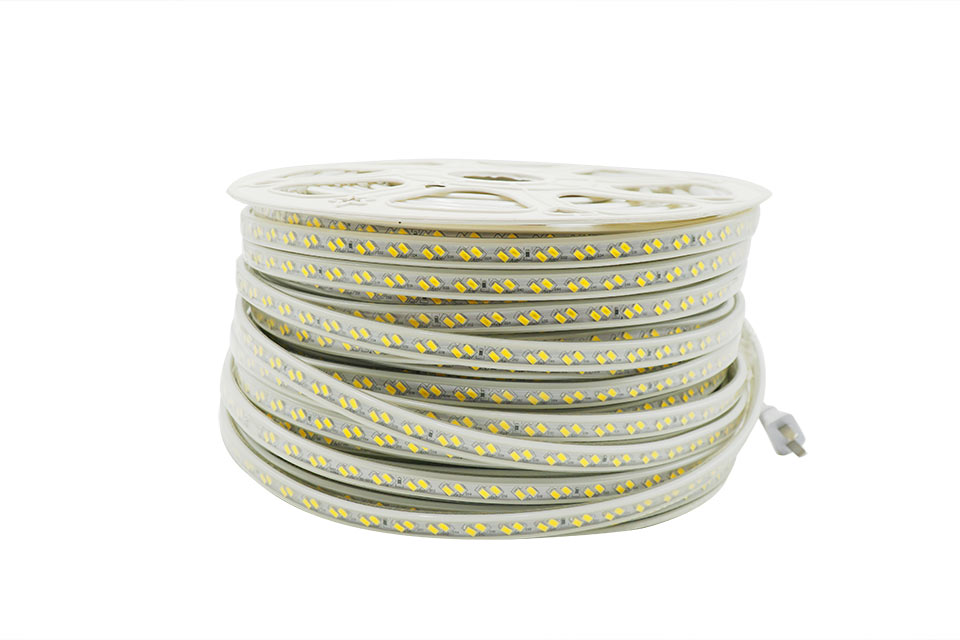 Hệ thống đèn LED đa tầng cho bếp nhỏ