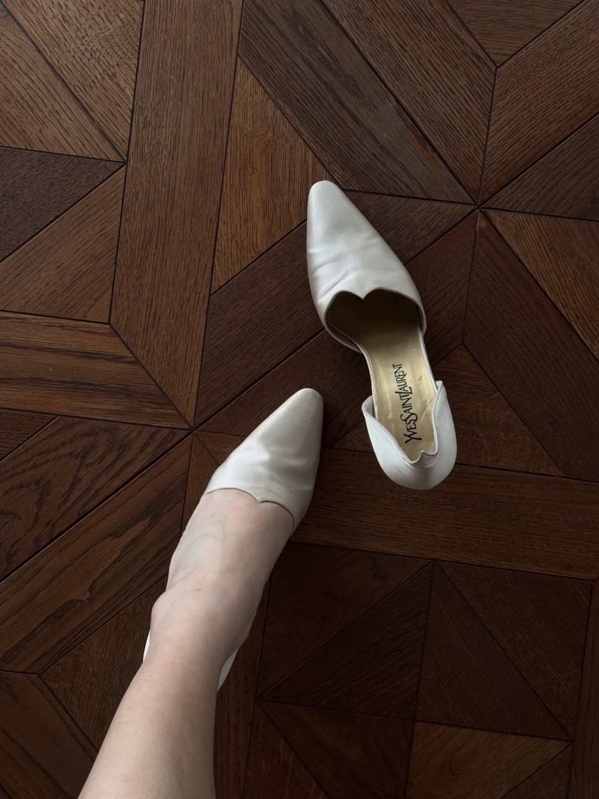 Váy kẻ caro preppy