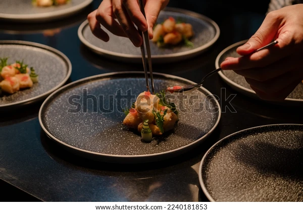 Kỹ năng sơ chế nguyên liệu trên bàn bếp