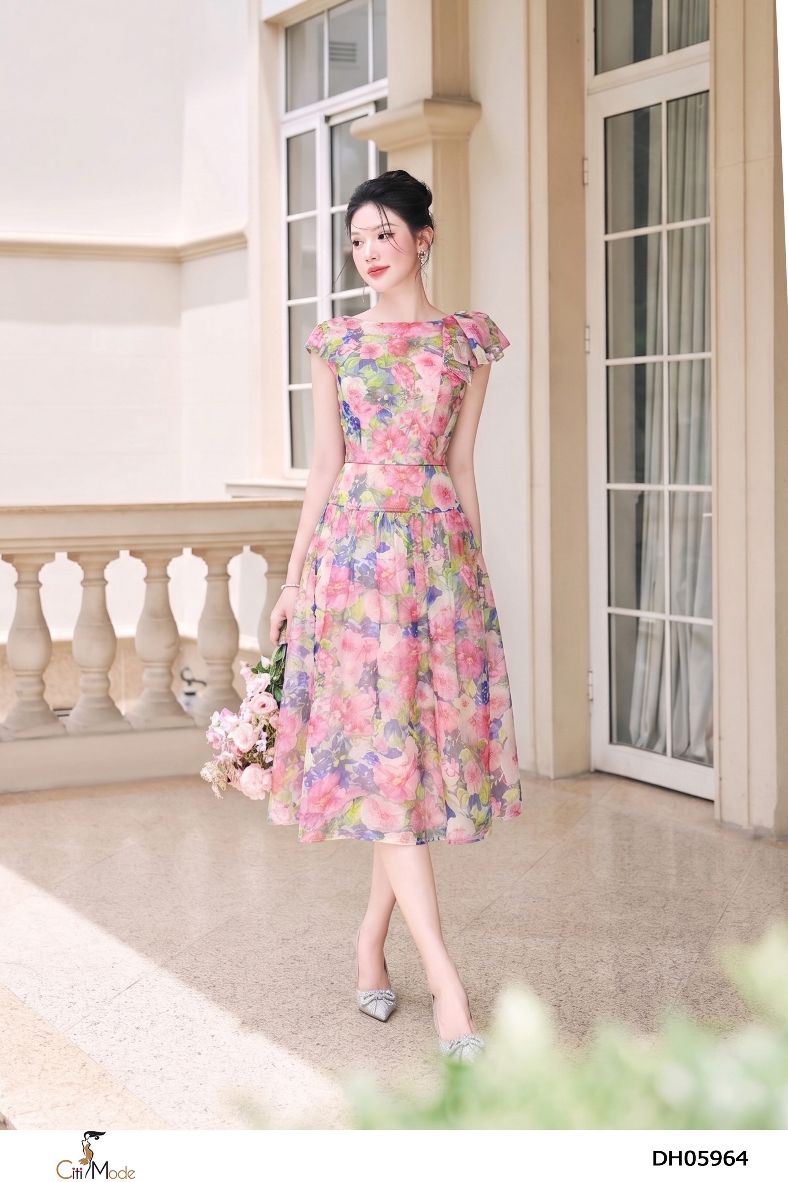 Đầm xòe hoa hồng cổ thuyền bèo vai