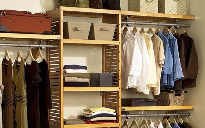 Quần áo sạch sẽ, được giặt đúng cách trước khi cất
