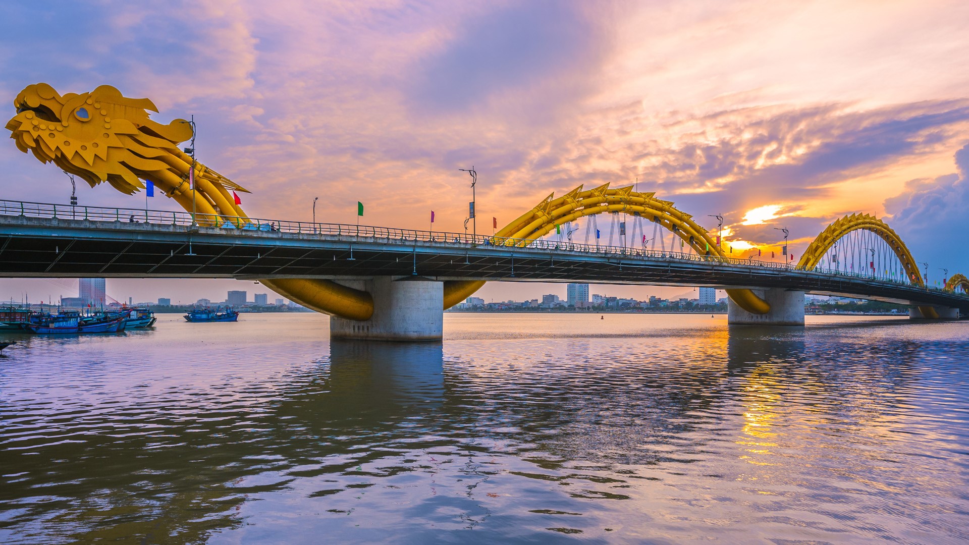 Sân khấu rối nước truyền thống