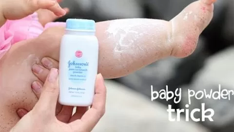 Mẹo vặt làm sạch cát dính trên da