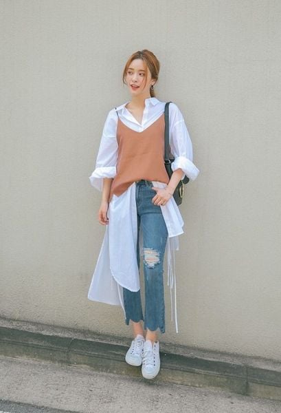 Áo hai dây với áo sơ mi