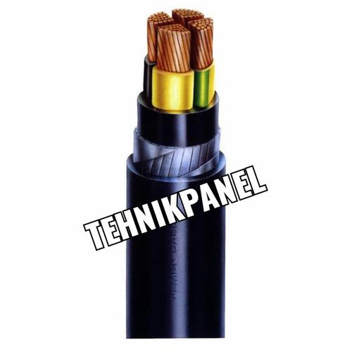 Định hình dấu ấn cá nhân trong tủ đồ cổ điển