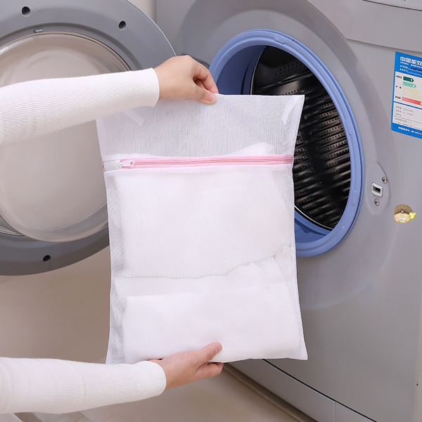 Những lưu ý an toàn khi vận hành máy giặt với túi lưới bọc trang phục