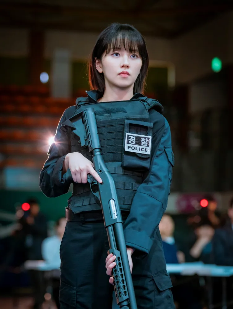 Tạo hình mạnh mẽ của Kim So Hyun