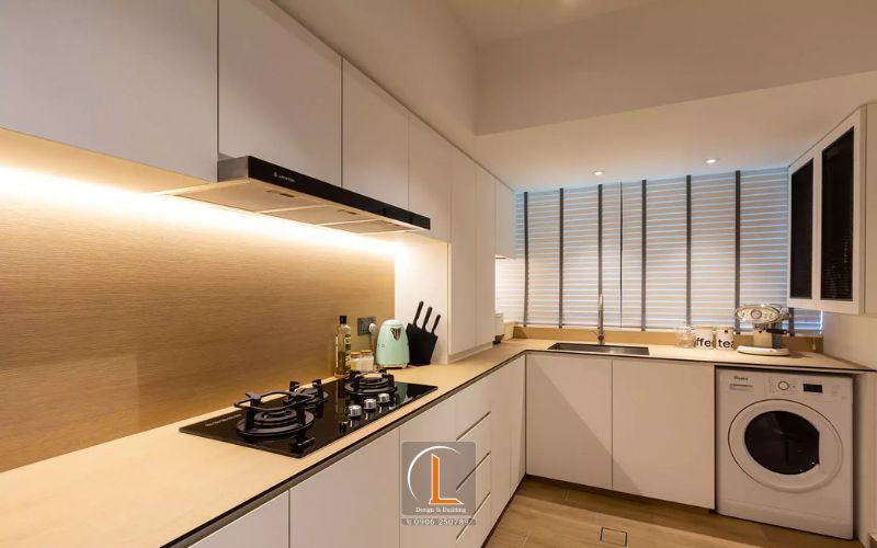Tủ lạnh và máy giặt trong bếp