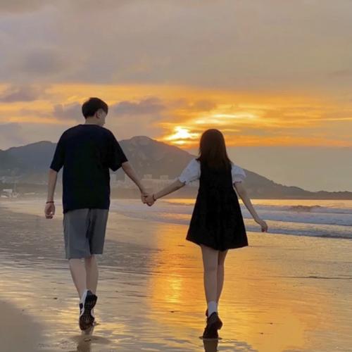 Cha mẹ trò chuyện với con về quyền riêng tư