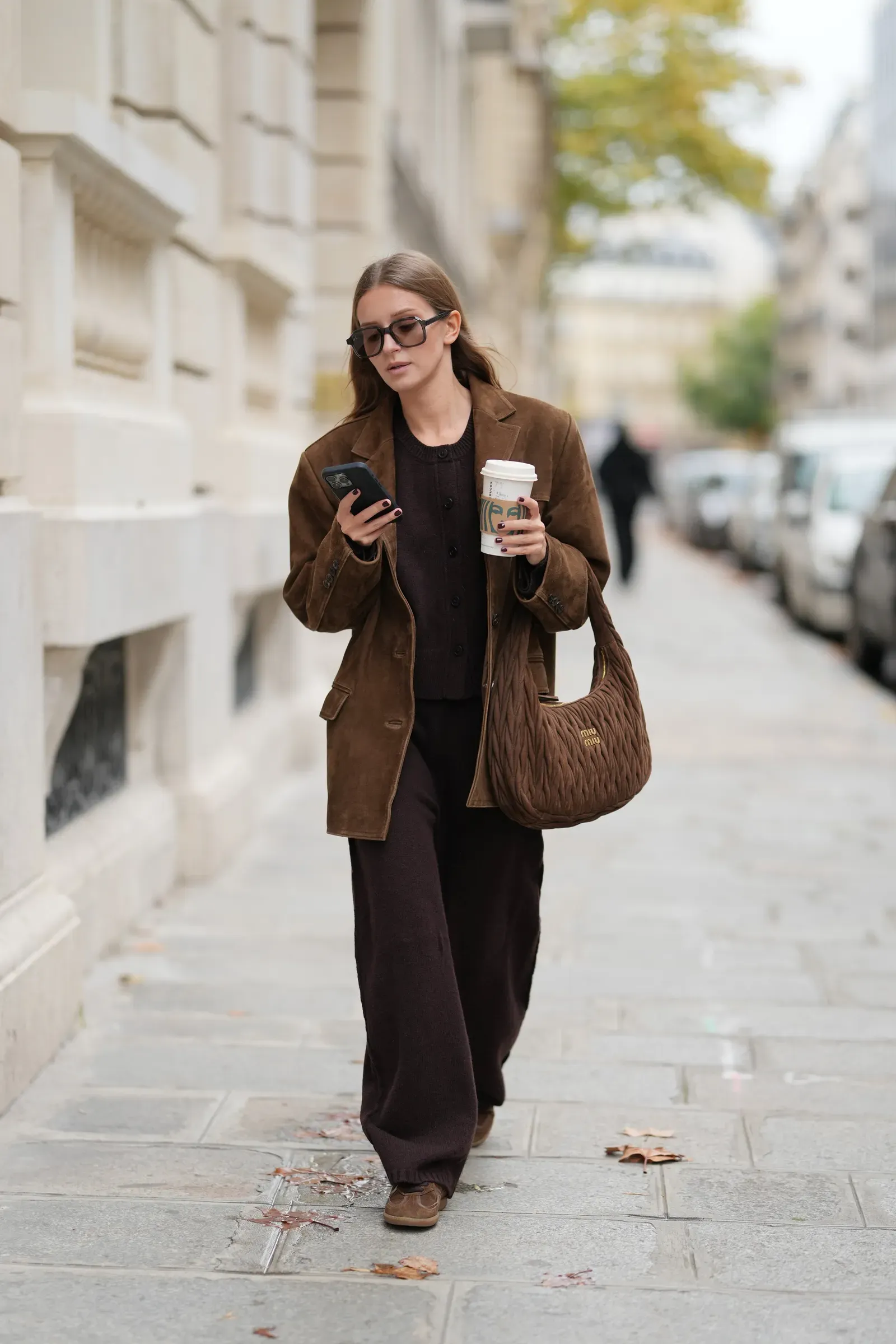 Áo len mỏng và oversized blazer