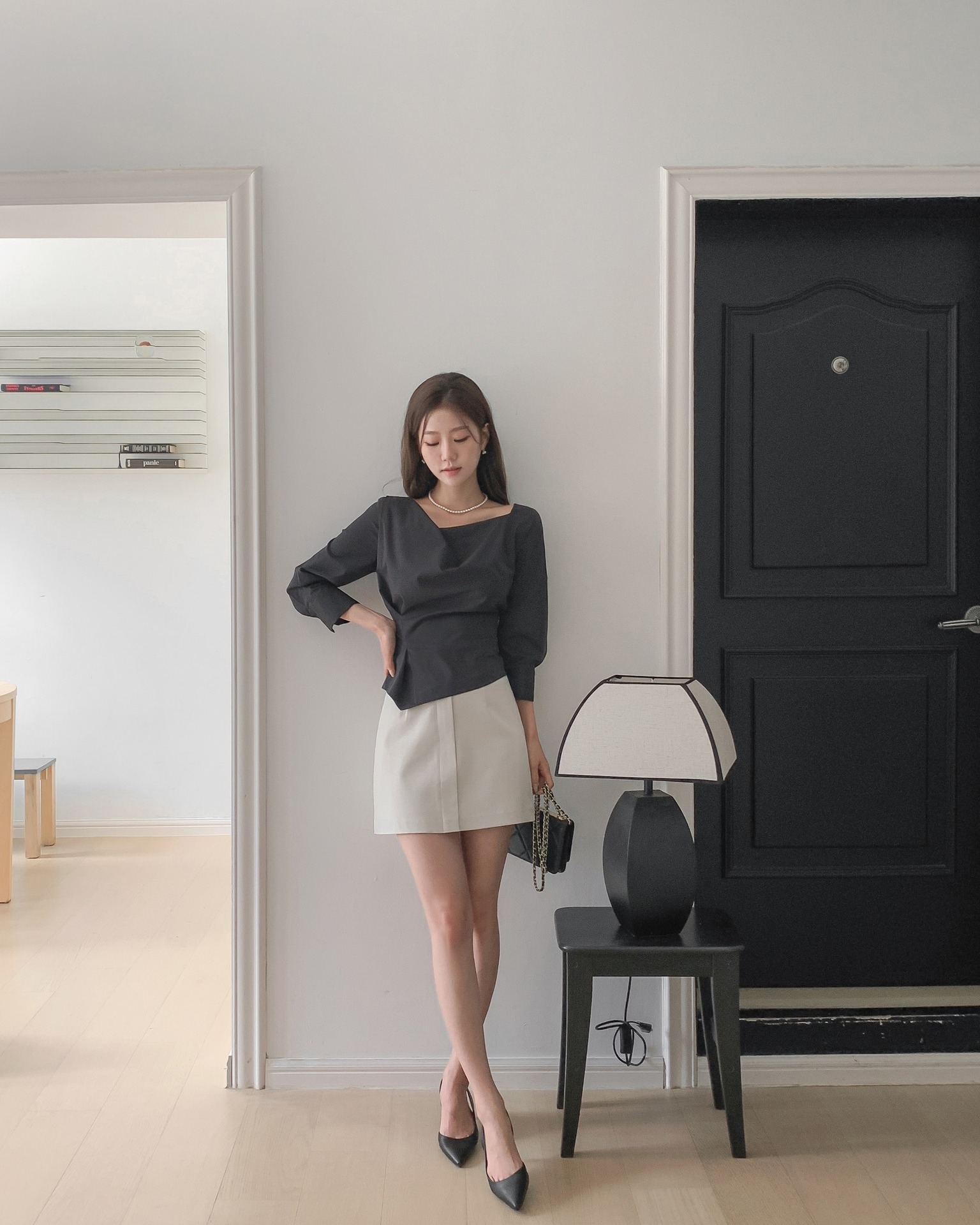 Áo blouse phối chân váy ngắn
