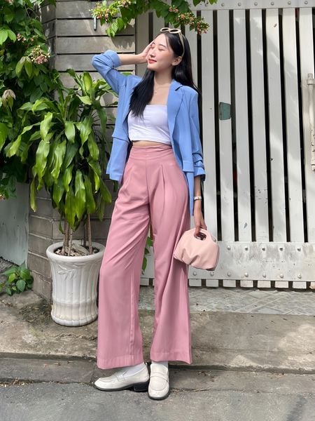 Blazer và quần ống suông