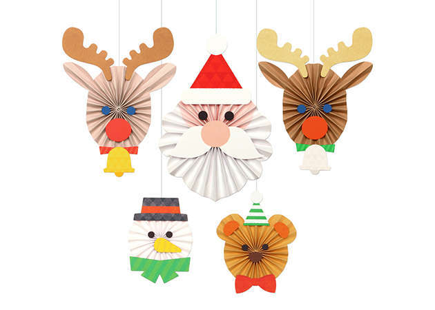 Vật liệu trang trí Noel từ giấy