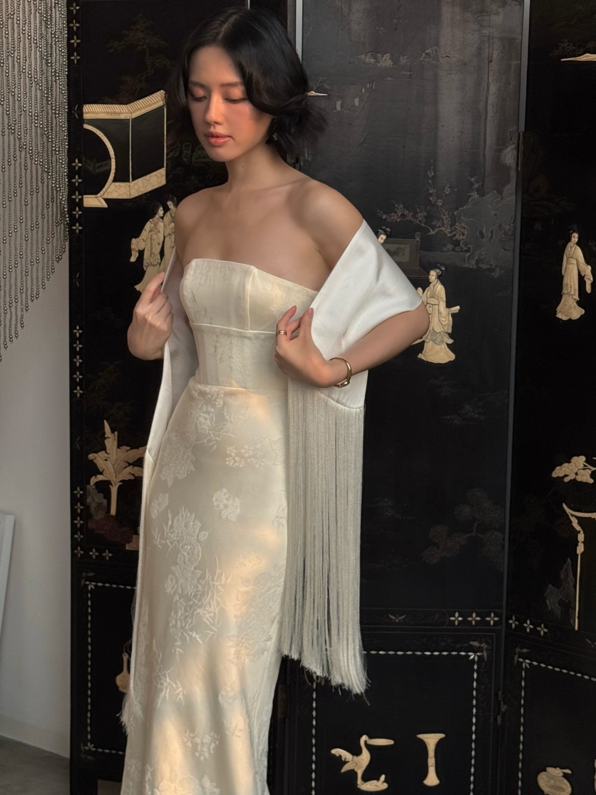 Giày satin