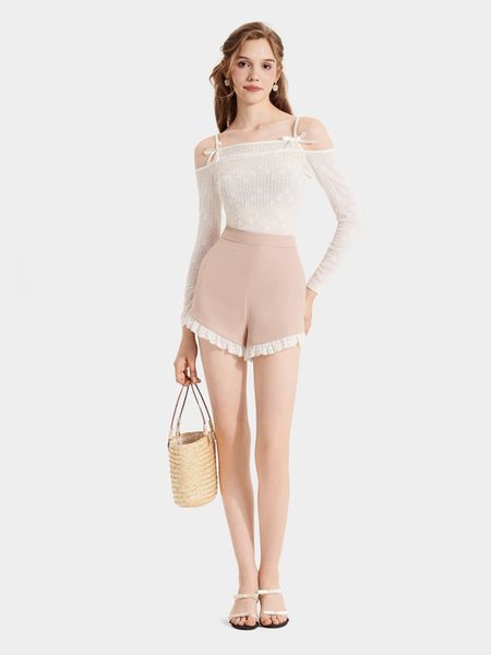 Quần short 2 túi phối đăng ren - utilitarian meets feminine