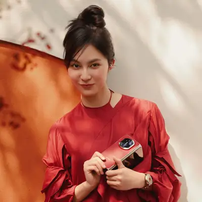 Helly Tống
