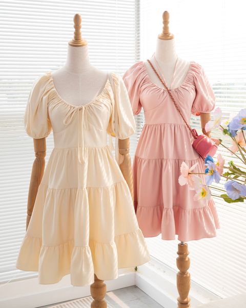 Đầm mini cổ tim rút dây tay phồng